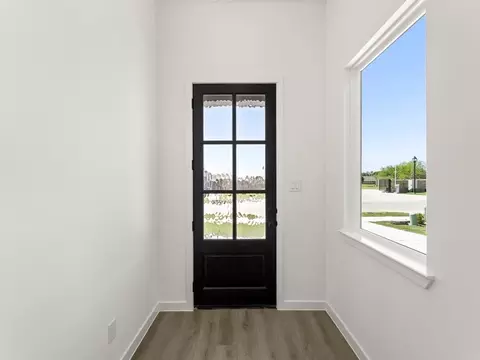 Entry Way - 2109 Tupelo Trl, Argyle, TX 76226 photo 1 of 2