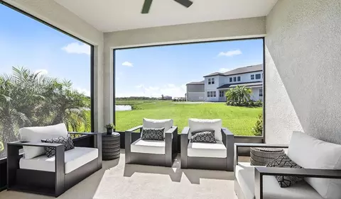 Exterior - 5357 Wolf Creek Dr, Apollo Beach, FL 33572 photo 3 of 7
