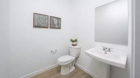 Bath - 8014 Black Ledge Way, Antelope, CA 95843 photo 2 of 4