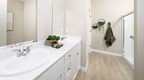 Bath - 8014 Black Ledge Way, Antelope, CA 95843 photo 1 of 4