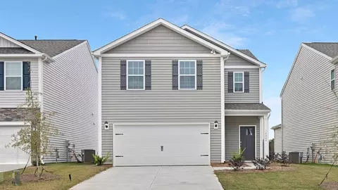 Exterior - 2002 10th St SE, Hickory, NC 28602 photo 5 of 5