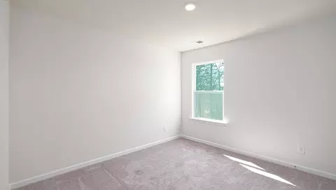 Bedroom - 2002 10th St SE, Hickory, NC 28602 photo 6 of 20