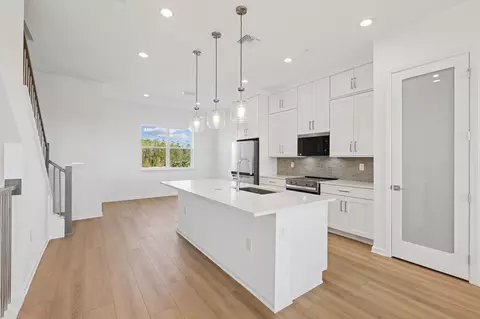 9160 Sinatra Ln, Orlando, FL 32827