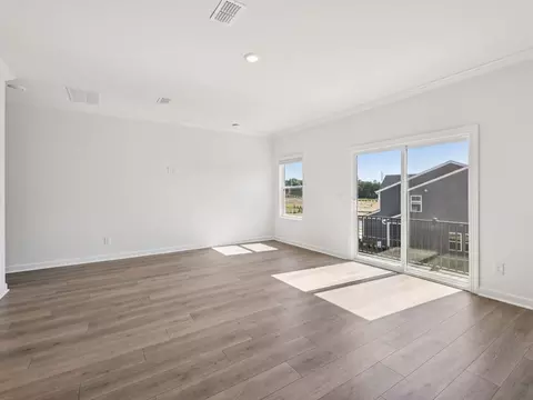 Living - 331 Golden Maple Ct, Fort Mill, SC 29708 photo 1 of 5