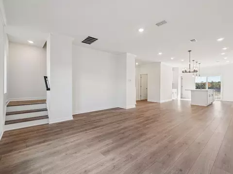 Living - 331 Golden Maple Ct, Fort Mill, SC 29708 photo 5 of 5