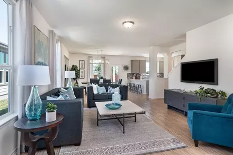 Living - 5135 Briscoe Blf, Converse, TX 78109 photo 1 of 3