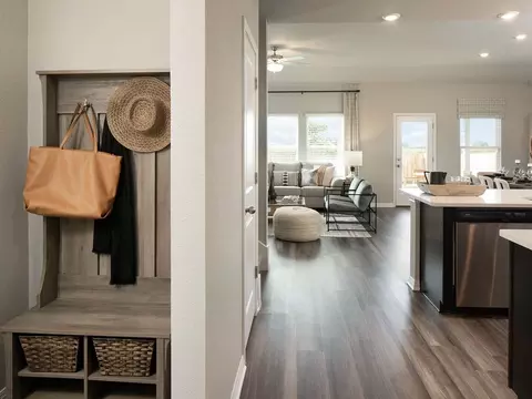 101 Dove Crest Ln, Liberty Hill, TX 78642