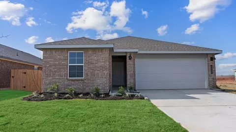 13 Robin Ct, Angleton, TX 77515