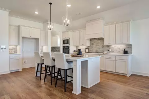 Kitchen - 7201 E Oakland St, Broken Arrow, OK 74014 photo 1 of 4