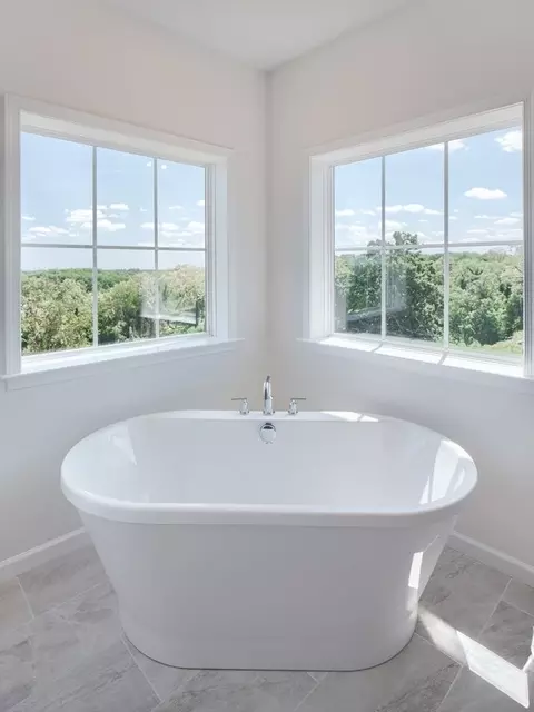 Bath - 151 Thompson Rd, Kennett Square, PA 19348 photo 13 of 36
