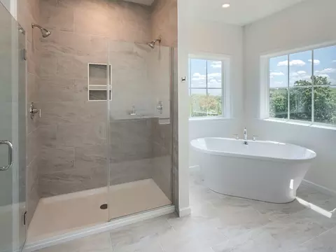 Bath - 151 Thompson Rd, Kennett Square, PA 19348 photo 16 of 36