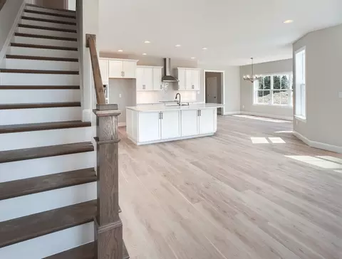 Entry Way - 151 Thompson Rd, Kennett Square, PA 19348 photo 6 of 13