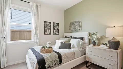 Bedroom - 21729 SE Stromboli Ln, Bend, OR 97702 photo 1 of 10
