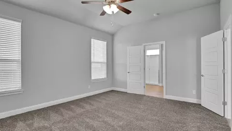 Bedroom - 1821 Laurel St, Denton, TX 76205 photo 3 of 17