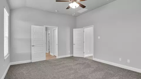 Bedroom - 1821 Laurel St, Denton, TX 76205 photo 2 of 17