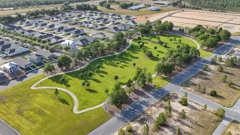 View/Area - 87 Arrowwood Blvd, Freeport, FL 32439 photo 8 of 10