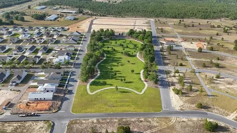 View/Area - 87 Arrowwood Blvd, Freeport, FL 32439 photo 6 of 10