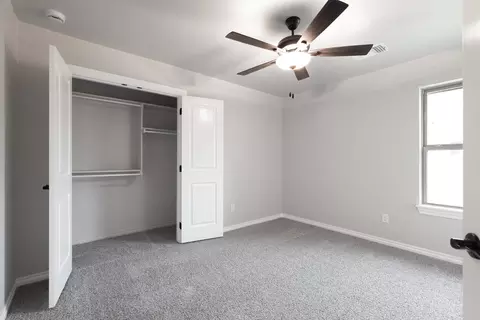 Bedroom - 8701 Stark St, Arcadia, OK 73007 photo 12 of 17