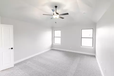 Bedroom - 8701 Stark St, Arcadia, OK 73007 photo 10 of 17