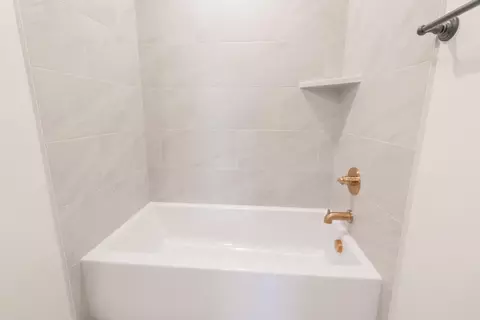 Bath - 8701 Stark St, Arcadia, OK 73007 photo 5 of 22