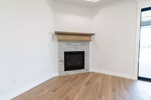 Living - 8701 Stark St, Arcadia, OK 73007 photo 3 of 14
