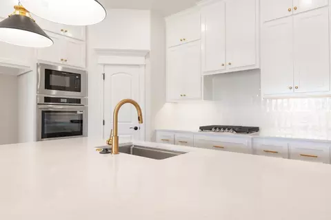 Kitchen - 8701 Stark St, Arcadia, OK 73007 photo 1 of 12