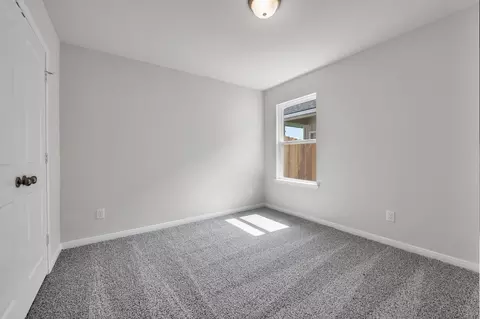 Bedroom - 1499 Lake Ridge Dr, Brenham, TX 77833 photo 1 of 4