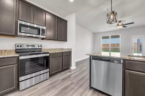 Kitchen - 1499 Lake Ridge Dr, Brenham, TX 77833 photo 1 of 2