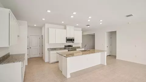 Kitchen - 271 Marion Oaks Blvd, Ocala, FL 34473 photo 4 of 4
