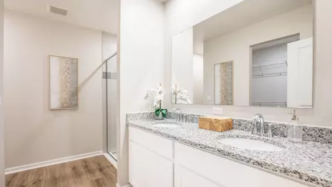 Bath - 271 Marion Oaks Blvd, Ocala, FL 34473 photo 6 of 6