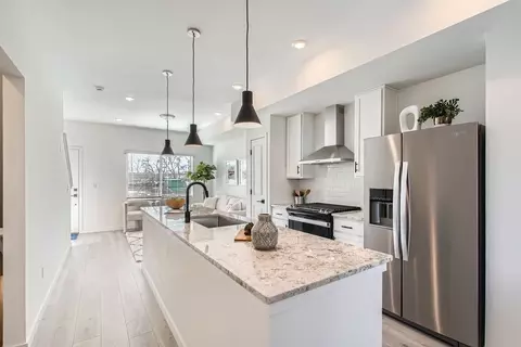 Kitchen - 15185 W 68th Pl, Arvada, CO 80007 photo 3 of 13