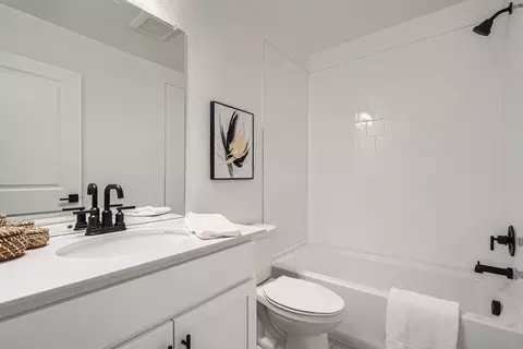 Bath - 15185 W 68th Pl, Arvada, CO 80007 photo 4 of 13