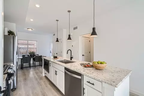 Kitchen - 15185 W 68th Pl, Arvada, CO 80007 photo 6 of 13