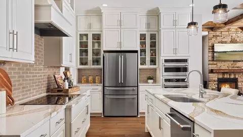 Kitchen - 806 Cresswind Blvd, Locust, NC 28097 photo 2 of 7