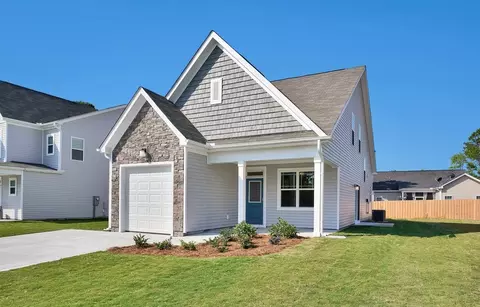 Exterior - 502 Midsummer St, Aberdeen, NC 28315 photo 11 of 13