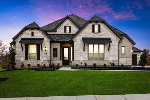 109 Cross Timbers St, Azle, TX 76020