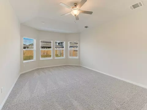 101 Dove Crest Ln, Liberty Hill, TX 78642