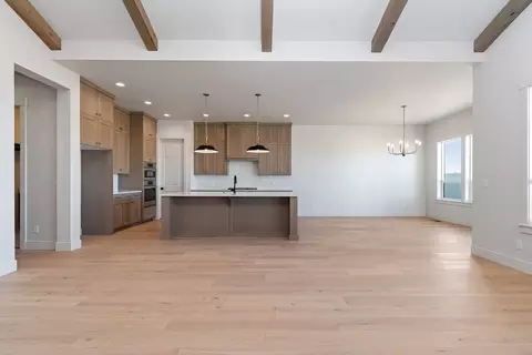 Living - 320 N Palmer Ln, Eagle, ID 83616 photo 1 of 4