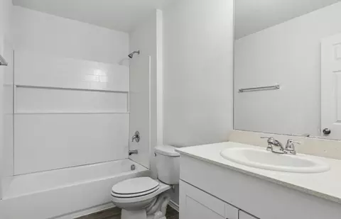Bath - 6509 Adderly Rd, Pilot Point, TX 76258 photo 1 of 1