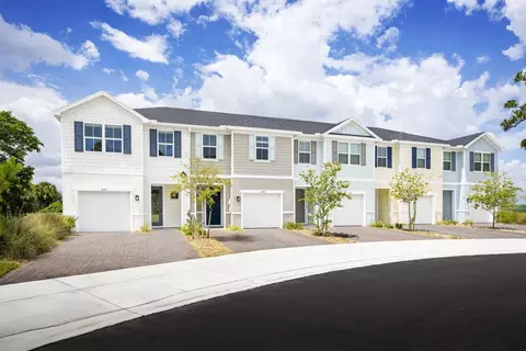 1241 Pineywood Field Dr, Davenport, FL 33837