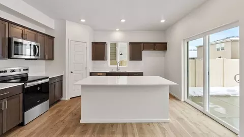 Kitchen - 13409 E 35th Ln, Spokane, WA 99206 photo 1 of 6