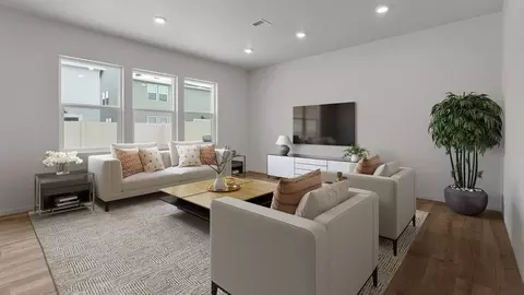 Living - 13409 E 35th Ln, Spokane, WA 99206 photo 1 of 3