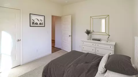 Bedroom - 18746 Caffee Dr, Vance, AL 35490 photo 10 of 16