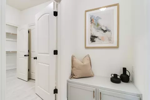 Entry Way - 21241 Shadow Bend Dr, Covington, LA 70435 photo 5 of 5