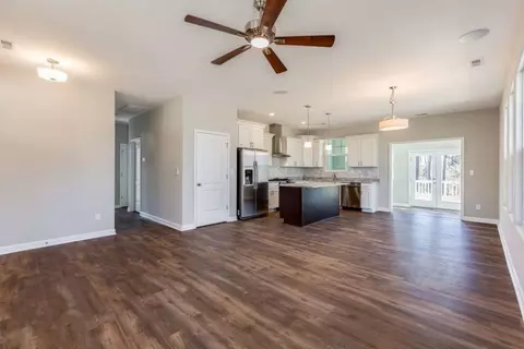 Living - Undisclosed, Chesapeake, VA 23322 photo 1 of 2