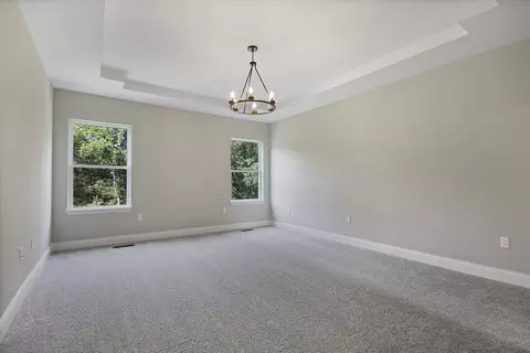 Bedroom - Everglades Dr, Ashland, MO 65010 photo 1 of 7