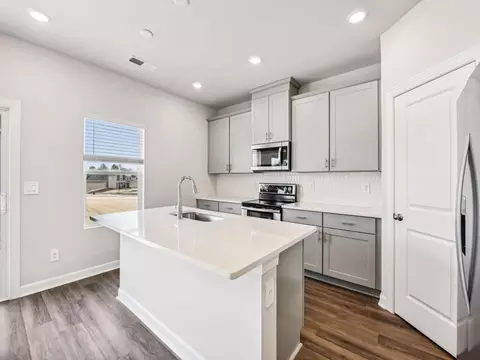 Kitchen - 2320 Snapdragon Ct, Stanley, NC 28164 photo 2 of 3