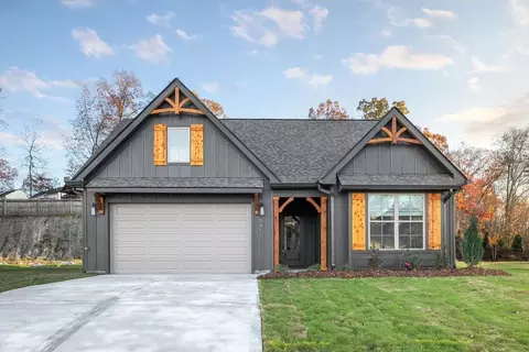 31 Storyvale Ln, Hixson, TN 37343