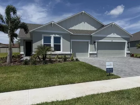 1094 Connolly Ln NE, Palm Bay, FL 32905