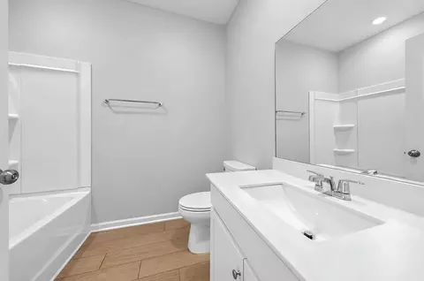 Bath - 136 Labrador Ln, Harvest, AL 35749 photo 1 of 3